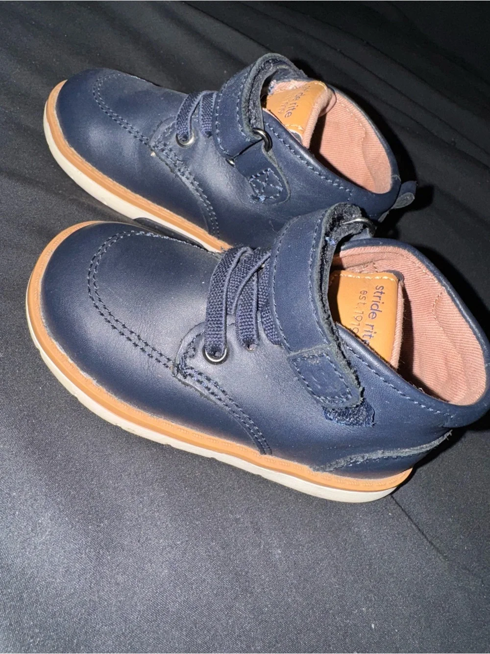 Stride Rite Navy and Tan toddler Leather shoes